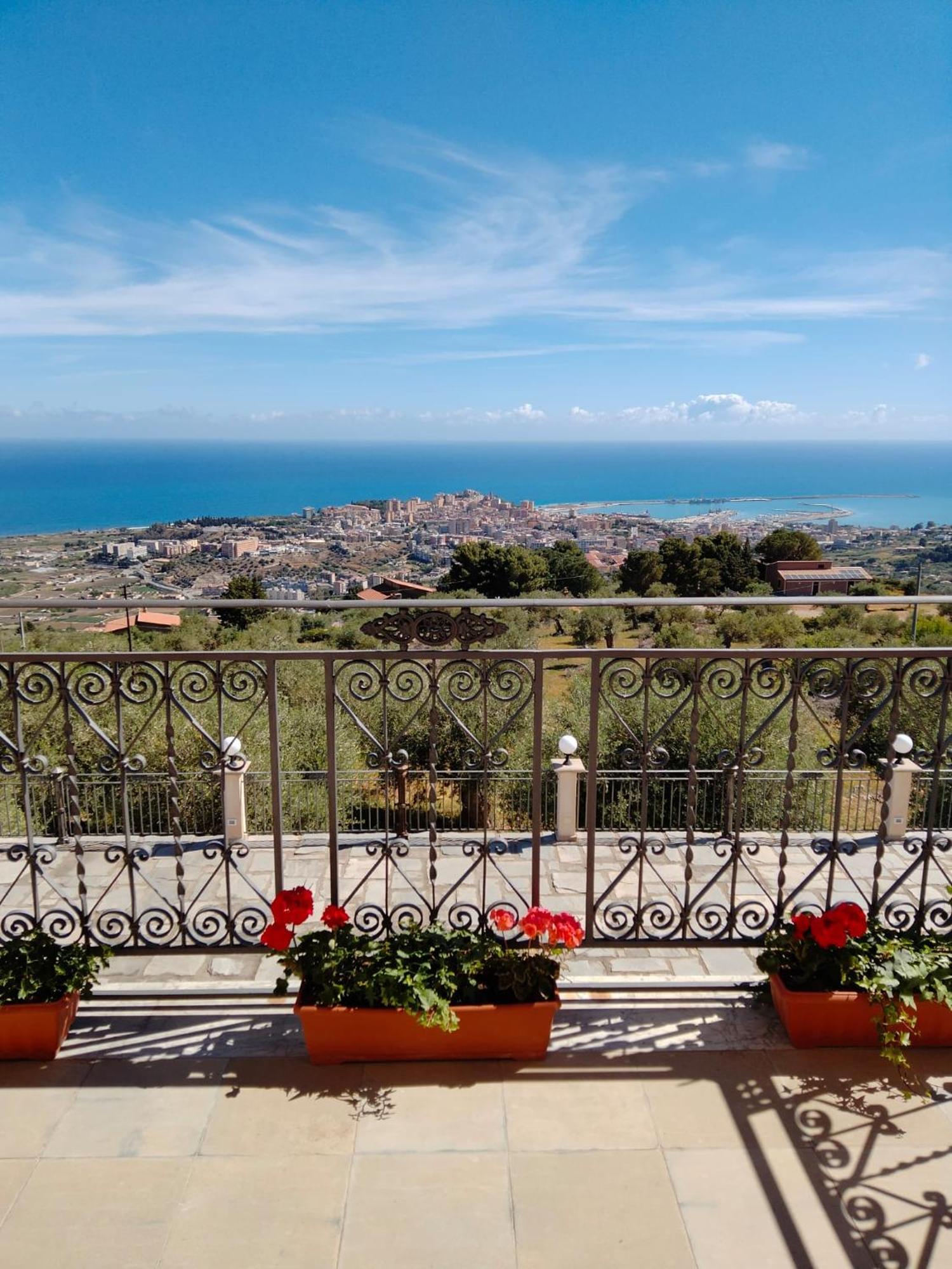 Villa Bona Termini Imerese Eksteriør billede